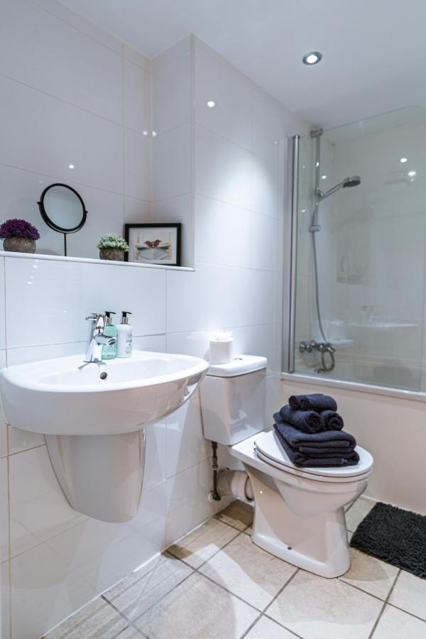 The Lusso Suite - 2Br - A 5* Escape Like No Other 格拉斯哥 外观 照片